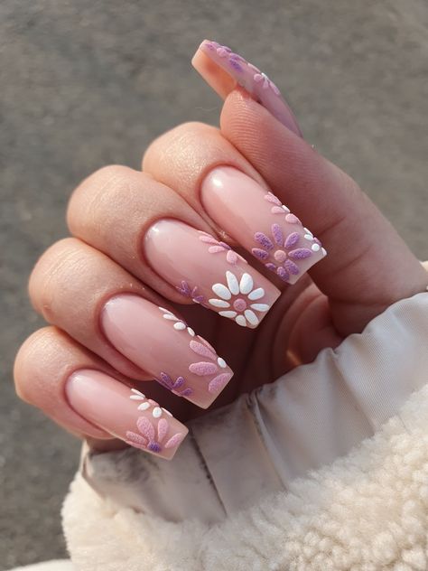 Flowers Light Pink Floral Nails, Flower Coffin Nails, Work Nails, Nail Art Ombre, Spring Set, Luxury Nails, Queenstown, Floral Nails, Chic Nails