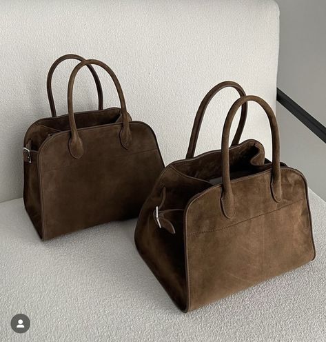 The Row Margaux Bag, Margaux Bag, Chelsea Boots Outfits, Chelsea Boots Outfit, The Row Bag, Pumpkin Patch Outfit, Canvas Leather Bag, Punk Princess, Basket Bag