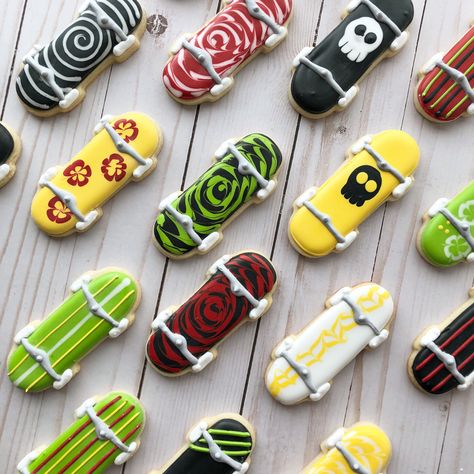 Skateboard Cookies Skateboard Cookies, Skateboard Party Ideas, Skateboard Party Theme, Skateboard Cake, Skateboard Birthday Party, Bicycle Party, Skateboard Party, Skateboard Birthday, 12th Birthday Cake