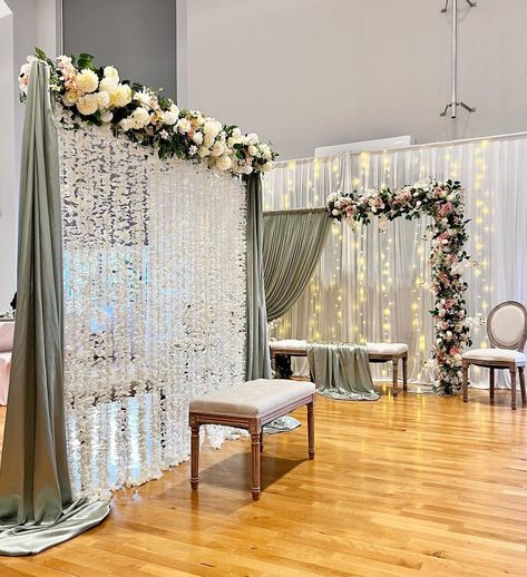 Pakistani Engagement Decor, Nikkah Setup At Home, Simple Nikkah Backdrop, Nikkah Ideas, Diy Nikkah Partition, Nikkah Stage Decoration Simple, Intimate Nikkah Decor, Home Nikkah Setup, At Home Nikkah