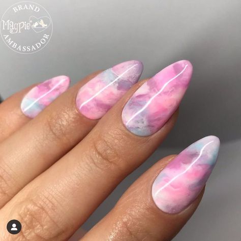 Spring Inspired Nails, Marble Acrylic Nails, Pastel Nails Designs, Marble Nail Designs, French Tip Nail Designs, Spring Nail Trends, Marble Nail Art, Inspired Nails, Pink Nail Art