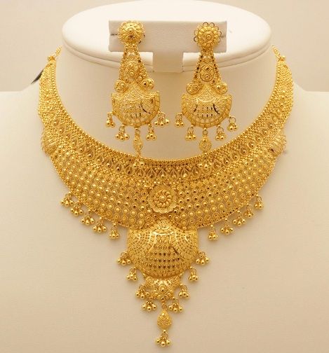 50 Grams Gold Necklace Designs - Latest Collection for Wedding Gold Set Design, Indian Gold Necklace Designs, Dubai Gold Jewelry, Heavy Necklace, Gold Bridal Necklace, Pure Gold Jewellery, Gold Necklace Indian, Bridal Jewellery Design, Gold Necklace Indian Bridal Jewelry