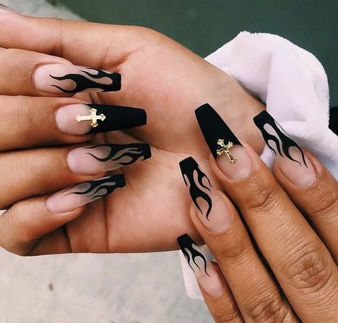 February Nail Colors, Nail Colors 2023, Nails French Tips, Press On Nails French, Halloweenský Makeup, Nail 2023, 2023 Nail, Colors 2023, Halloween Acrylic Nails