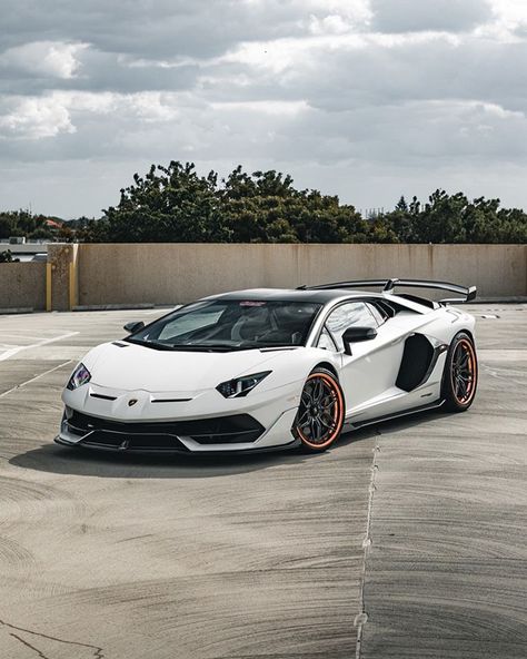 Lamborghini Aventador SVJ Kyle Fletcher, Car Aesthetic Wallpaper, Car Aesthetic Interior, Car Accessories Aesthetic, Lamborghini Aventador Wallpaper, Trueno Ae86, Cool Truck Accessories, Car Seat Poncho, Aventador Svj