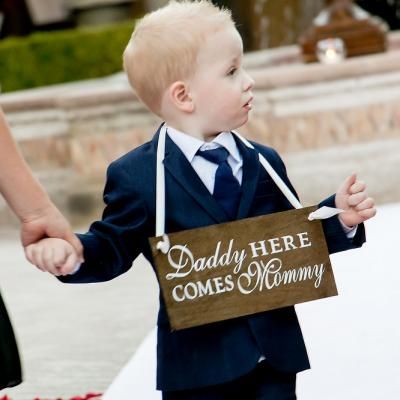 Ring Bearer Here Comes Mommy, Daddy Here Comes Mommy Sign, Here Comes My Mommy Sign, Here Comes Mommy Wedding Sign, Dream Beach Wedding, Boy Sign, Wedding Wonderland, Wedding Projects, Prop Hire