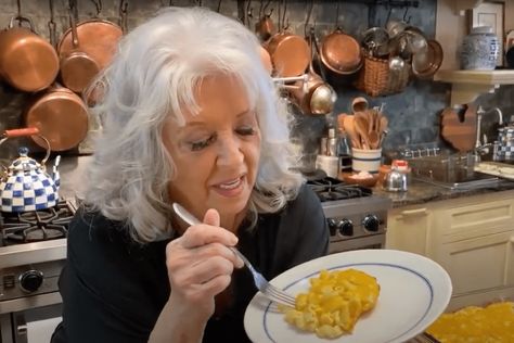 Paula Deans Crock Pot Mac And Cheese, Paula Dean Mac And Cheese Baked, Paula Deen Macaroni And Cheese Recipe, Paula Deen Mac And Cheese Recipe, Paula Dean Macaroni And Cheese, Paula Deen Mac And Cheese Baked, Paula Deen Mac N Cheese, Paula Deen Baked Mac And Cheese, Paula Deen's Mac And Cheese