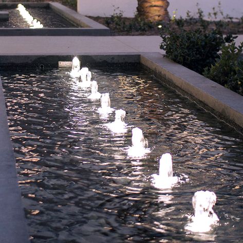 Diy Reflecting Pool, Family Entryway, Courtyard Entryway, Reflection Pond, Deck Enclosures, Reflection Pool, Babbling Brook, Water Feature Wall, Vista California