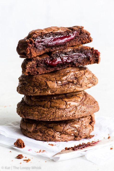 Cookie Brownie Recipe, Raspberry Cookies, Gourmet Cookies, Brownie Cookies, Easy Cookie Recipes, Gluten Free Cookies, Tea Cakes, Biscuit Recipe, Tips And Advice