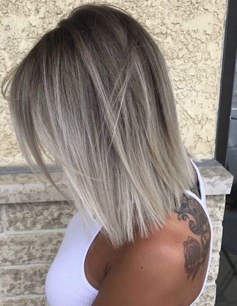 Balayage Lob, Hair Colour Design, Blond Balayage, Balayage Blonde, Long Bob Haircuts, Short Grey Hair, Lob Haircut, Short Hair Balayage, Trendy Hair Color