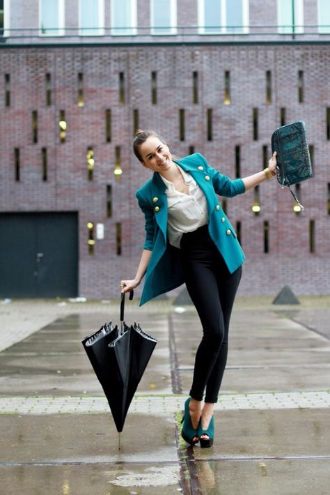 Turquoise Blazer, Style Scrapbook, Blazer Casual, Stitch Fix Stylist, Rainy Day Outfit, Classy And Fabulous, In The Rain, Black Skinnies, Look Chic