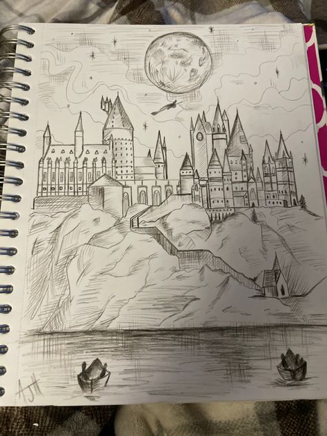 Harry Potter Things To Draw Easy, Sketch Ideas Harry Potter, Hogwarts Castle Drawing Easy, Drawing Harry Potter Sketches, Drawing Of House Sketches, How To Draw Hogwarts Castle Step By Step, Cool Sketch Ideas Pencil, Dark Academia Drawings, Harry Potter Drawings Sketches