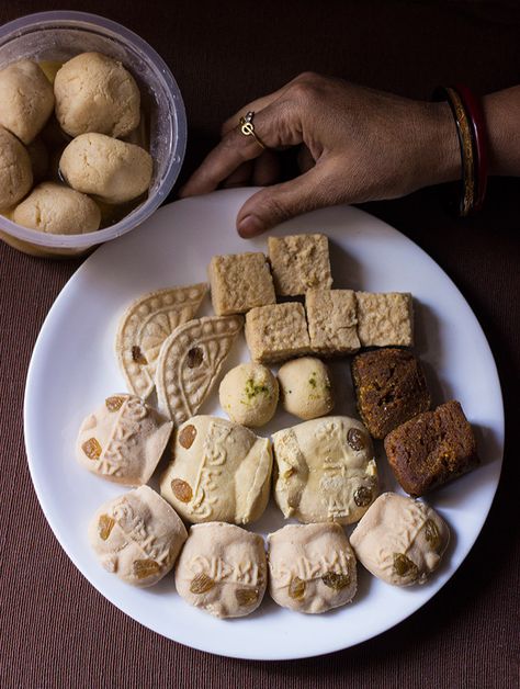 Bengali Photography, Cottage Cheese Fudge, Cheese Fudge, Bengali Sweets, Sweets Photography, Indian Food Photography, Bangladeshi Food, Bengali Culture, Day Of Eating