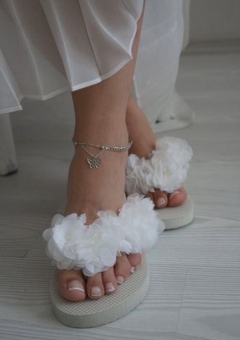 Jasmine Shoes, Bride Flip Flops, Bridal Flip Flops, Bridal Slippers, Slippers White, Vegan Wedding, Sandals Beach, Beach Bridal, Bling Wedding