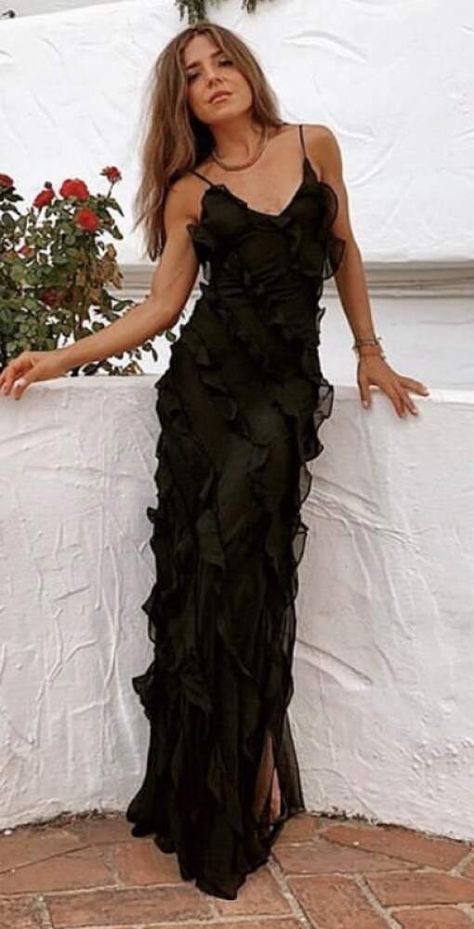 Selena Dress, Working Dresses, Simple Long Dress, Selena Dresses, Silk Prom Dress, Party Dress Wedding, Rat And Boa, Long Party Dress, Rent Dresses