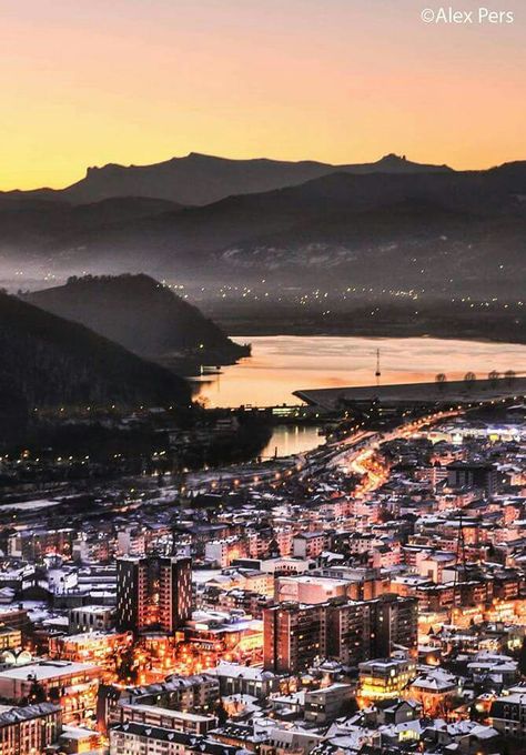 Piatra Neamt, Seattle Skyline, Airplane View, Romania