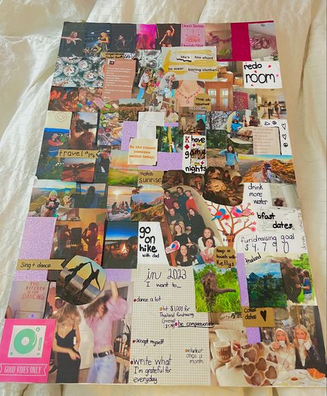 Paper Vision Board, Bff Books, Vision Board Poster, Senior Year Scrapbook, Creative Vision Boards, 2023 Vision Board, Vision Board Diy, Easy Birthday Gifts, Fun Summer Crafts