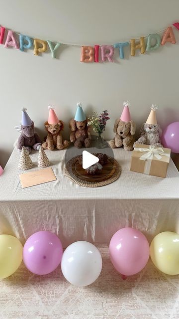 Tiernee Agricola on Instagram: "my girl was so happy when she woke up to a stuffed animal party on her second birthday 🫶🏼  #birthdaymorning #toddlerbirthday #secondbirthday #2ndbirthday #birthdayparty #kidbirthday #motherhood #toddlermom #toddlerparty #diymom #secondbirthdayparty #toddlerlife" Stuffed Animal Birthday Party, Stuffed Animal Party, Vet Party, Birthday Morning, Toddler Parties, Animal Birthday Party, Toddler Mom, Mom Diy, Second Birthday