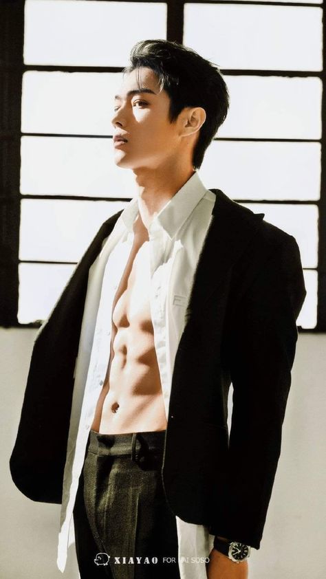 Xu Kai Abs, Xu Kai Smile, Male Celebrity, Hottest Male Celebrities, How To Speak Korean, Male Celebrities, Korean Artist, Handsome Actors, Chinese Boy