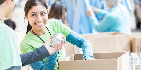 How Giving Back Boosts Your Brain, Mind, and Life | Amen Clinics Youth Group Lessons, Community Service Ideas, Community Workers, Service Ideas, Student Numbers, Community Involvement, Community Outreach, Volunteer Opportunities, Youth Group