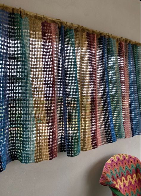 Crochet Apartment, Hippie Crafts Diy, Crochet Hammock, Crochet Curtain Pattern, Pola Macrame, Mode Crochet, Crochet Curtains, Crochet Home Decor, Crochet Diy