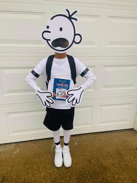 Big Nate Costume, Invisible Man Costume, Easy Kids Costumes, Kids Book Character Costumes, Book Characters Dress Up, Dress Up For Boys, Boy Cartoon Characters, Character Halloween Costumes, Book Character Day