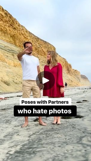 Shy Couple, Pose Ideas For Couples, Camera Tricks, 50k Views, Photo Hacks, Insta Photos, Foto Tips, Camera Hacks, Cute Couple Poses