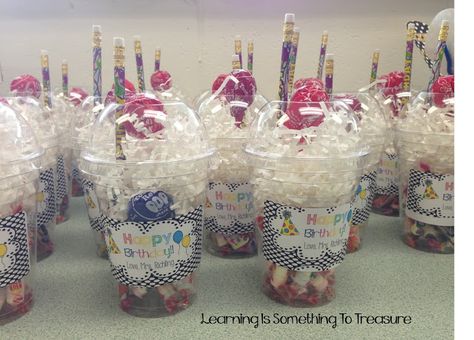 birthday gift for students - I don't know if you do school on their birthdays, but this is cute if you do Cup Decoration, Student Birthdays, Year Goals, Classroom Birthday, Classroom Treats, Gift For Students, School Treats, School Birthday, Classroom Gifts