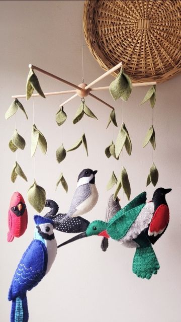 Life Is Heavy, Say Sorry, Bird Mobile, Palliative Care, Diy Birds, Diy Mobile, Felt Baby, Felt Birds, The Birds