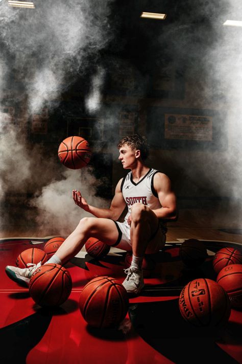 Basketball Shoes Photoshoot, Dynamic Basketball Poses, Basketball Photography Poses Men, Basketball Team Photos Ideas, Dramatic Basketball Photography, Basketball Photoshoot Ideas Men, Boys Basketball Poses, Basketball Sports Photography, Mens Basketball Media Day Poses