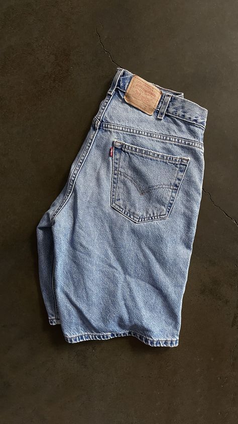 Vintage Jorts Summer Style Levi Jorts, Vintage Summer Fashion, Vintage Levi Shorts, Baggy Cargo Pants, Clothing Pieces, School Clothes, Chattanooga Tn, Levi Shorts, Back To School Outfits