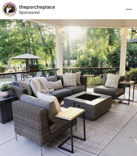 Grey Patio Furniture Decor, Grey Patio Furniture, Patio Furniture Decor, Gray Patio Furniture, Patio Pond, Grey Couch, Grey Patio, Outdoor Space Design, Patio Couch