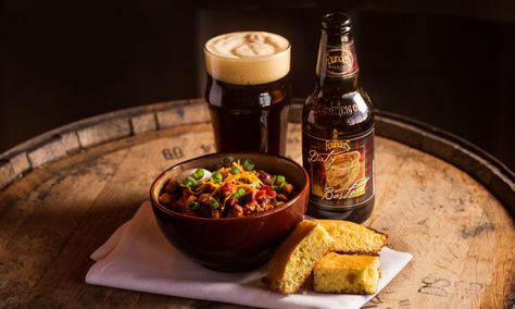 Dirty Bastard Bratwurst Chili Recipe - Founders Brewing Co. Bratwurst Chili Recipe, Bratwurst Chili, Beer Chili, Honey Baked Ham, Chili Cook Off, Baking With Honey, Ale Beer, Fall Dishes, Beer Recipes