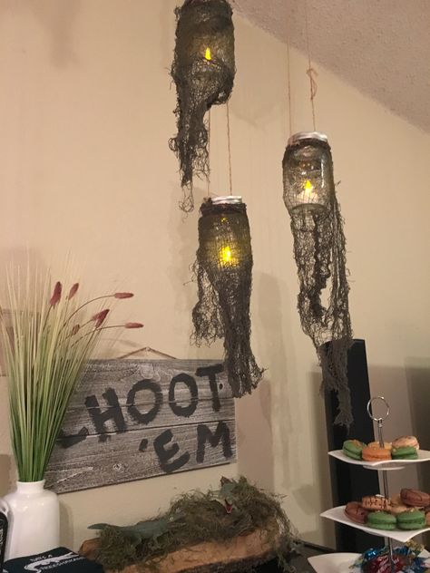 Swamp Room Aesthetic, Down On The Bayou Theme, Bayou Party Food, Bayou Theme Party, Bayou Birthday Party Ideas, Swamp Trunk Or Treat, Swamp Centerpieces, Two Da Bayou Birthday Party, Swamp Themed Party