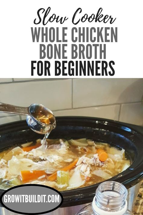 Chicken Bone Broth Crockpot, Bone Broth Soup Recipes, Slow Cooker Bone Broth, Chicken Bone Broth Recipe, Broth Diet, Make Chicken Broth, Bone Broth Diet, Bone Broth Soup, Making Bone Broth