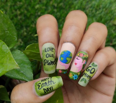 Earth Nail Art, Earth Day Nails, Planet Nails, Nails Now, Matte Nails Design, Seasonal Nails, Earth Art, Happy Earth, Girls World