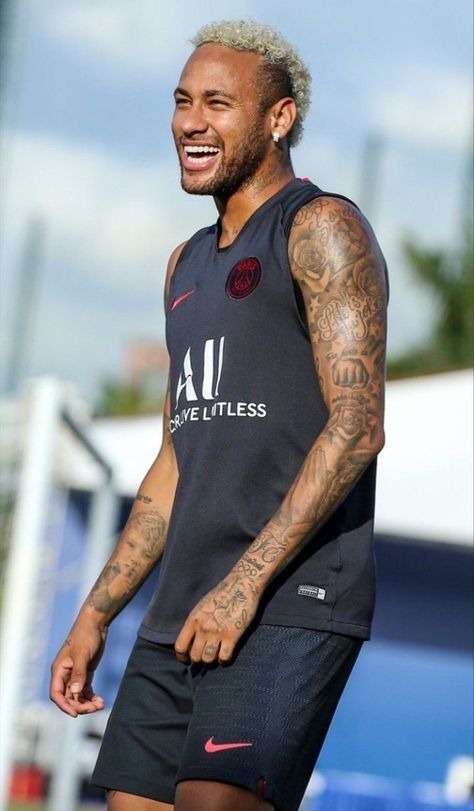 Neymar Senior, Neymar Hot, Neymar Brazil, Neymar Jr Wallpapers, Ronaldo Junior, Neymar Football, Football Photos, Paris Saint-germain, Neymar Jr