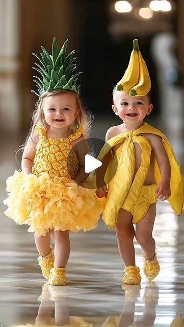 Baby Fashion Show, Kid Pics, Food Costumes, Animal Parade, Anne Geddes, Head Gear, Cute Costumes, Fashion Videos