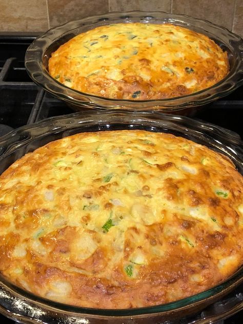 Zucchini Pie With Bisquick, Pillsbury Zucchini Crescent Pie, Zucchini Pie Recipes Bisquick, Bisquick Zucchini Pie, Zucchini Onion Pie Recipe, Gluten Free Bisquick Recipes, Zucchini Pie Recipes, Weigh Watchers, Zucchini Pie