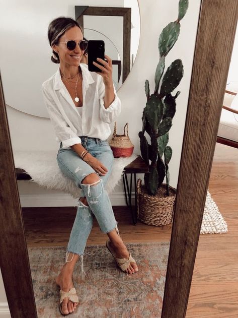 Everyday Style || 5 Ways To Wear An Oversized Linen Top Quotes Korean, Dinner Outfit Ideas, Summer Dinner Outfit, Fashion Article, Fashion Staples, Video Fashion, Fashion Skirts, Fashion 80s, Dinner Outfit