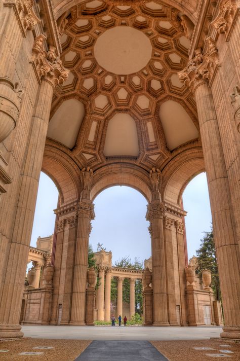 San Francisco Photoshoot, San Francisco Engagement, Palace Of Fine Arts, Places In California, San Francisco Travel, San Fran, San Francisco Bay Area, Best Places To Travel, California Travel