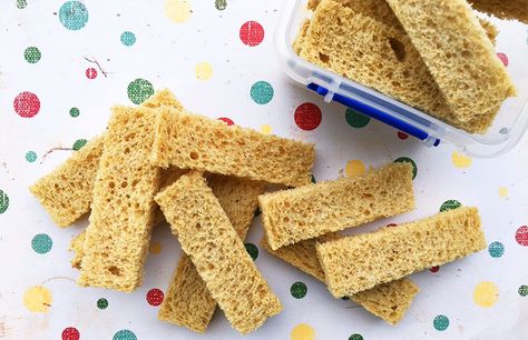 Simple homemade baby rusks recipe Rusks Recipe, Rusk Recipe, Baby & Toddler Food, Baby Snacks, Homemade Baby Foods, Homemade Baby, Lunch Box Recipes, Breakfast Bake, Believe Me