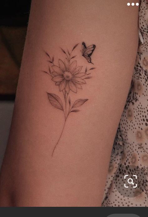 Tattoo Sunflower And Butterfly, Fine Line Flower And Butterfly Tattoo, Butterfly On Sunflower Tattoo, Butterfly With Daisy Tattoo, Sunflower And Butterflies Tattoo, Daisy Tattoo With Butterfly, Sunflower Fineline Tattoo, Butterfly Daisy Tattoo, Butterfly And Daisy Tattoo