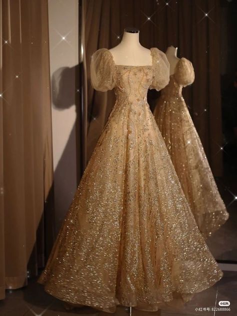 Fairy Dress Aesthetic Vintage, Princess And The Pauper Wedding Dresses, Renisance Style Wedding Dress, Magical Ball Gown, Princess Midi Dress, Bridgerton Dresses Prom, Bridgerton Prom Dresses, Royal Gowns Princesses, Fantasy Princess Dress Aesthetic