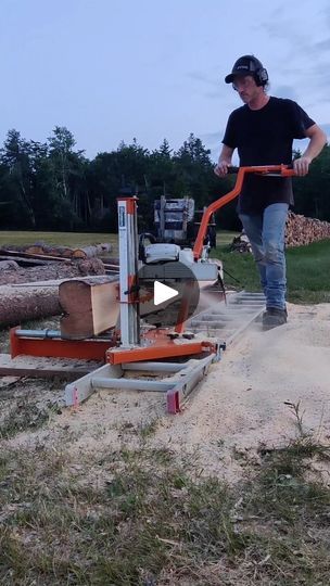 Homemade Chainsaw Mill, Chainsaw Mill Plans, Sawmill Lumber, Chainsaw Mill, Chippers, Wood Chipper, Milling, What I Want, Lumber