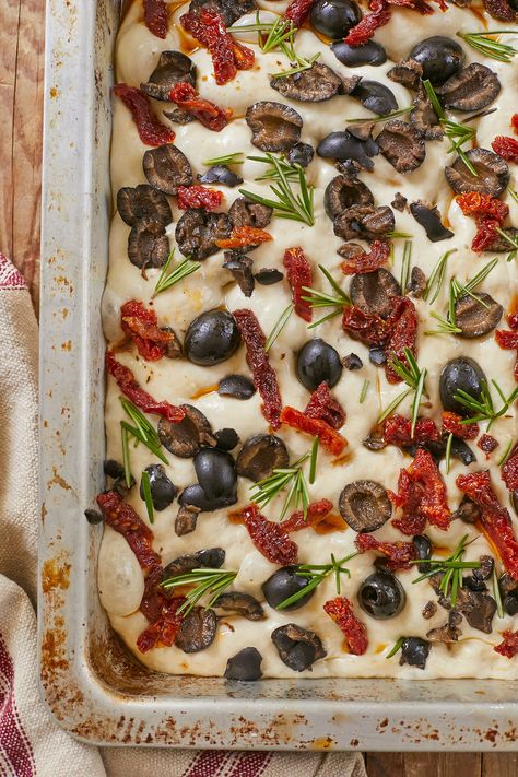 This is the Sourdough Focaccia recipe you're looking for. Sourdough Discard Recipes Focaccia, Focaccia Recipes, Sourdough Focaccia Recipe, Sourdough Starters, Foccacia Recipe, Sourdough Focaccia, Foccacia Bread, Focaccia Bread Recipe, Sourdough Starter Recipes