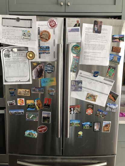 Are you like me and buy a magnet everywhere you visit? Is your fridge overloaded with all these little magnetic mementos? Let me show you a simple and fun way to display those magnets without cluttering your fridge and taking away the beauty of your kitchen. I am a neat freak and having a clean kitchen at all time is a must for me. You can imagine my cringing every time I looked at my fridge. Yes, we love to travel and we pick up a little magnet as a cheap memento to document wh… Galvanized Letters, Jessica Wall, Diy Magnet Board, Fridge Decor, Letter Symbols, Heart Flutter, A Little Life, The Windy City, Love Wall