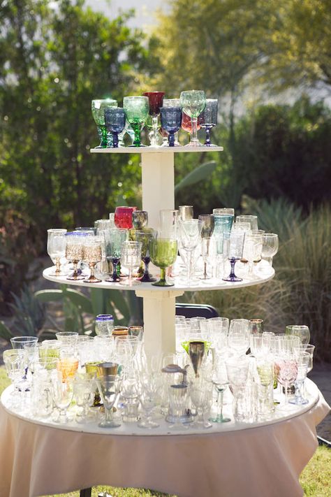 Love how this whole wedding is based on Borrego springs Thrift Store Cups Wedding, Glass Cup Wedding Favors, Engagement Party Happy Hour, Wedding Drinking Glasses, Wedding Favor Cups, Thrifted Cups For Wedding, Glass Tags Wedding, Wedding Drink Table, Garden Cocktail Hour