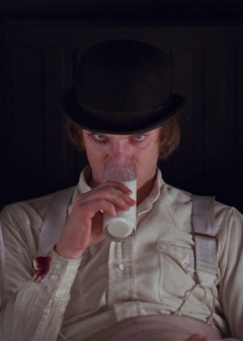 "There was me, that is Alex and my three droogs, that is Pete, Georgie, and Dim..." Rock Bowl, Alex Delarge, Fritz Lang, Desain Editorial, Septième Art, I Love Cinema, Movie Shots, Clockwork Orange, Pfp Icons