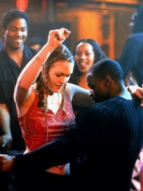 Save the Last Dance ♡ Save The Last Dance, Julia Stiles, The Last Dance, Teens Movies, Dance Movies, Be With You Movie, Teen Movies, Last Dance, Romance Movies