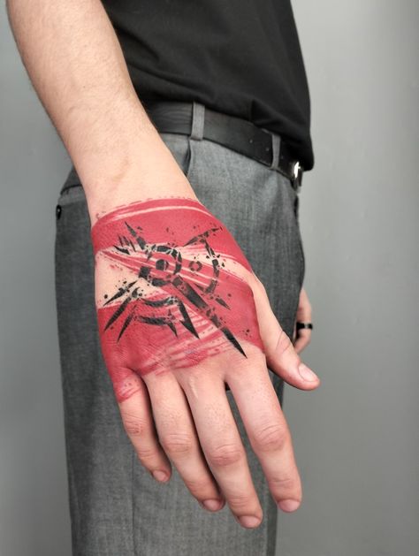 #dishonored #outsider #tattoo #hands Dishonored Tattoo Ideas, Outsider Tattoo, Dishonored Aesthetic, Dishonored Tattoo, Sick Tattoos, Gear Tattoo, Tattoo Aesthetic, Sick Tattoo, Gaming Tattoo